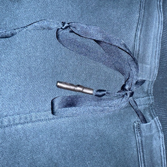 Lululemon Athletica NAVY Joggers - Picture 4 of 8